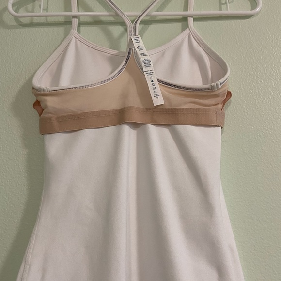 NWT Lululemon Power Y Top - Picture 3 of 10